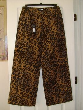 Fashion Nova Black and Brown Leopard Print Wide Leg Jeans NEW Size 11
